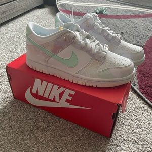 Nike dunk pastel paisley